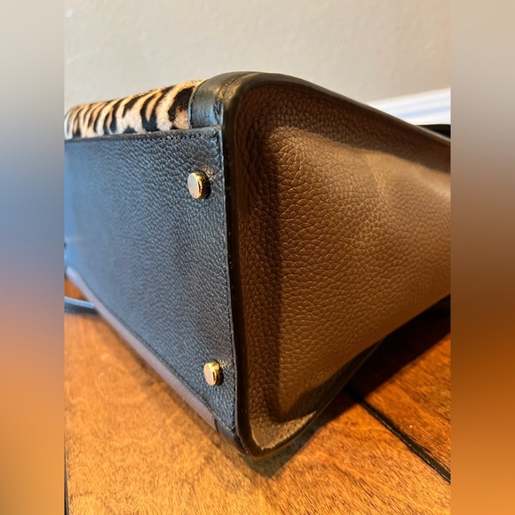 Kate Spade Leopard Handbag with adjustable strap - Picture 8 of 16